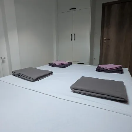 דירה A Three Bedroom With Sea View