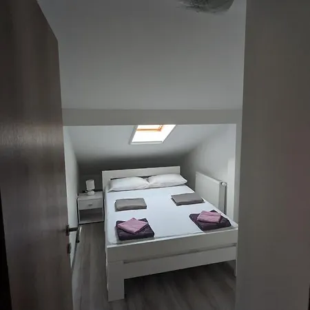 Apartment A Three Bedroom With Sea View Bibinje